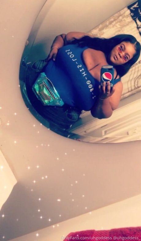 Nacktes geleaktes OnlyFans-Foto von Bigbabii