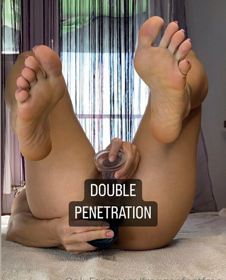 Froggeefeetfree