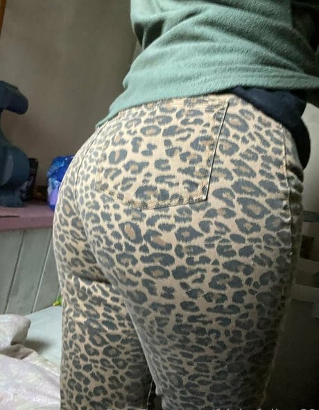 Friskyfeline69