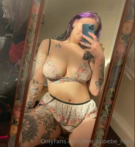 Nacktes geleaktes OnlyFans-Foto von Freephoebemae