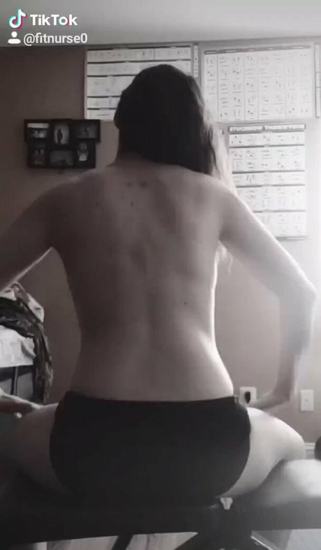 Nacktes geleaktes OnlyFans-Foto von Brunettebeauty86