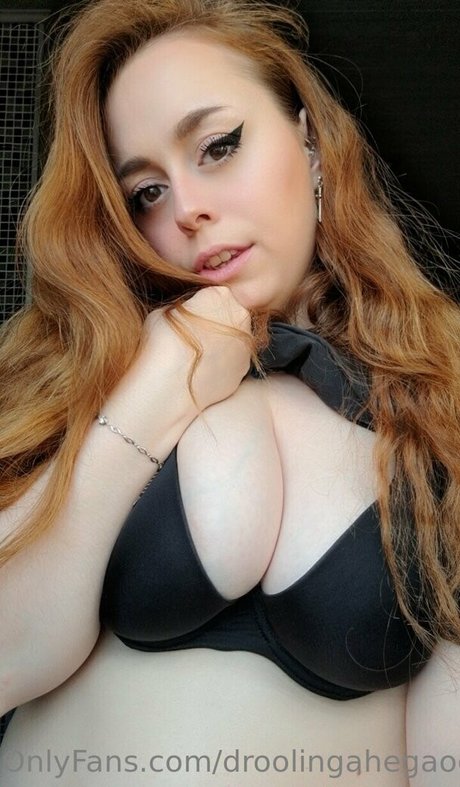Nacktes geleaktes OnlyFans-Foto von Droolingahegaoqueen