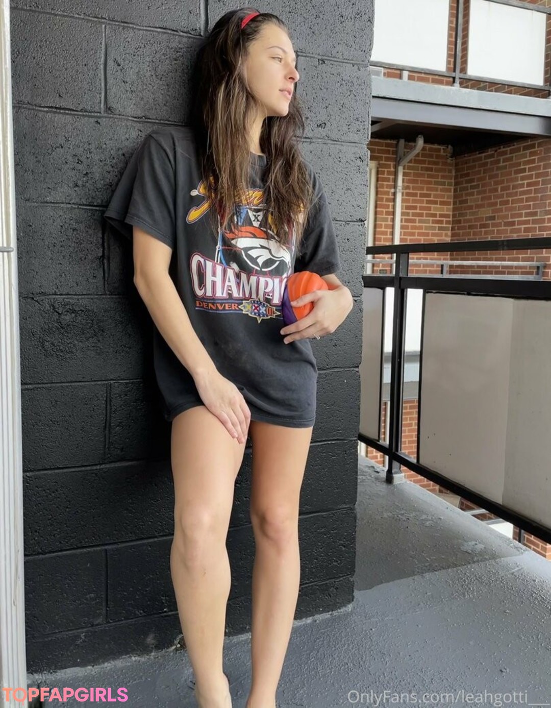 Nacktes geleaktes OnlyFans-Foto von Leah Gotti #1430