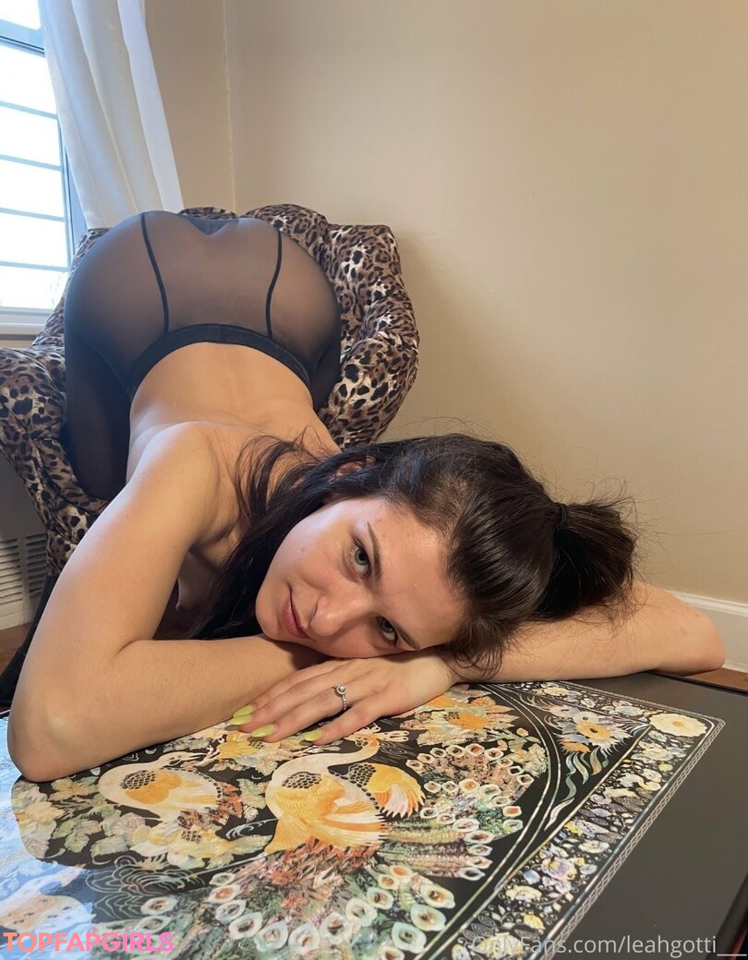 Nacktes geleaktes OnlyFans-Foto von Leah Gotti #1729