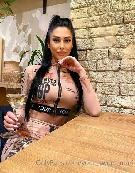 Nacktes geleaktes OnlyFans-Foto von Mari Sweet