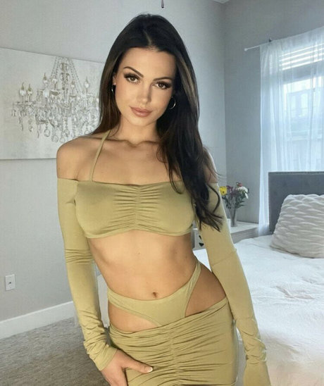 Nacktes geleaktes OnlyFans-Foto von Fernanda Santini