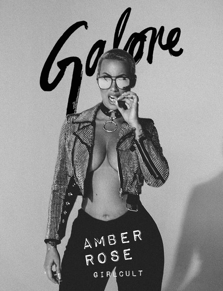 Nacktes geleaktes OnlyFans-Foto von Amber Rose