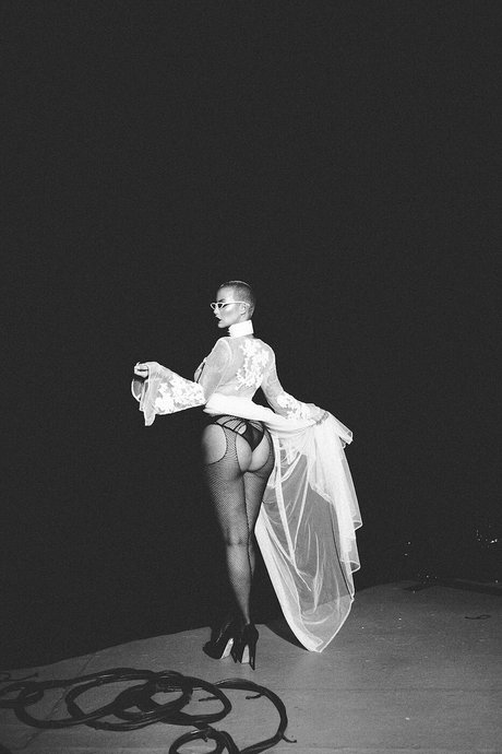 Nacktes geleaktes OnlyFans-Foto von Amber Rose