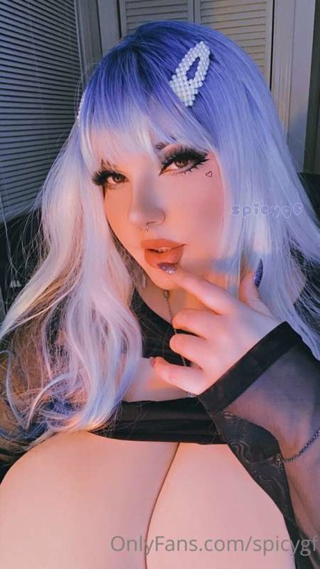 Nacktes geleaktes OnlyFans-Foto von Spicygf