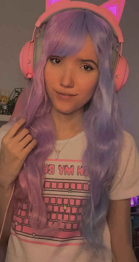 Nacktes geleaktes OnlyFans-Foto von Strawberry Girl Kairi