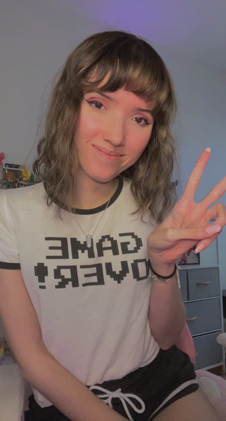 Nacktes geleaktes OnlyFans-Foto von Strawberry Girl Kairi