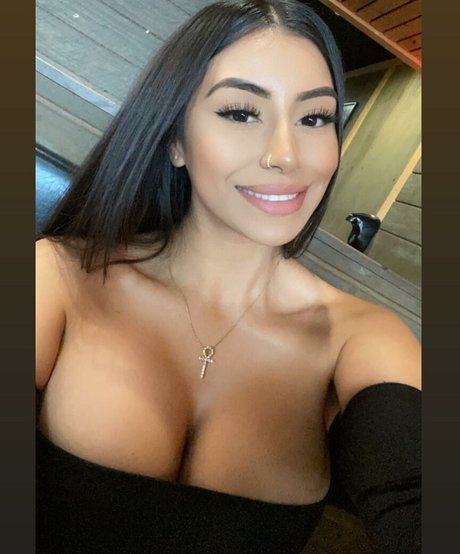 Nacktes geleaktes OnlyFans-Foto von Princess Jasmin