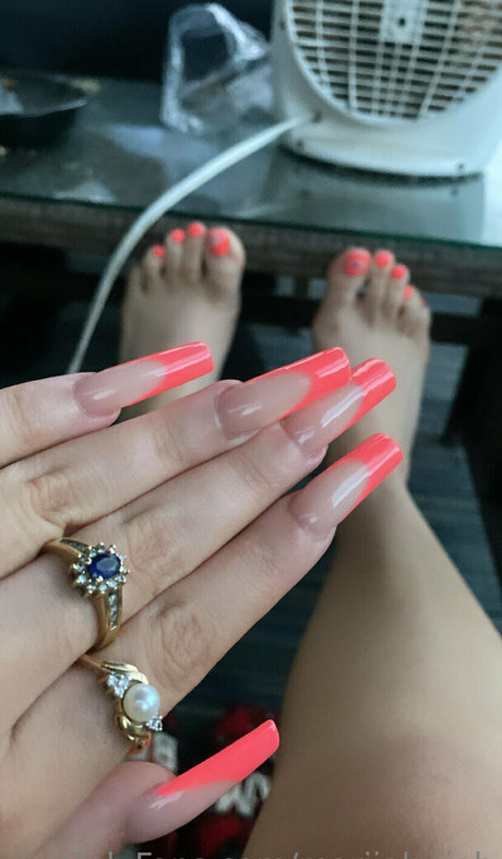 Nacktes geleaktes OnlyFans-Foto von Mariiahriiah