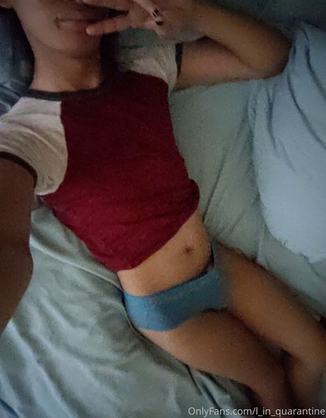 Nacktes geleaktes OnlyFans-Foto von Linquarantine