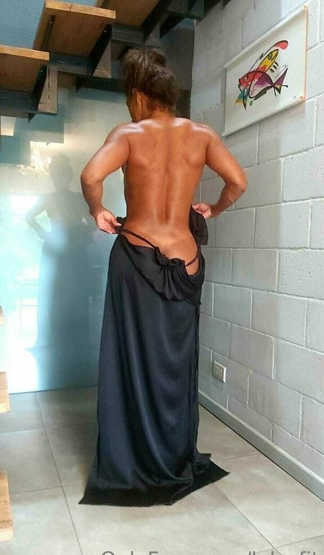 Nacktes geleaktes OnlyFans-Foto von Lolafit