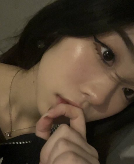 Nacktes geleaktes OnlyFans-Foto von Ciana Yang