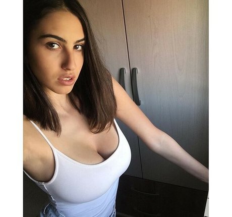 Nacktes geleaktes OnlyFans-Foto von Liron Swisa