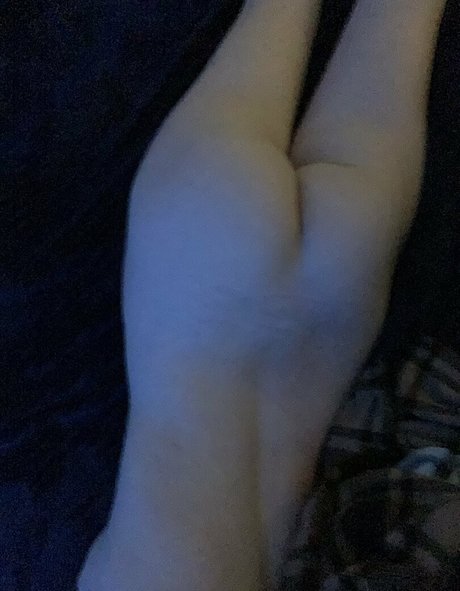 Nacktes geleaktes OnlyFans-Foto von Voanzonead