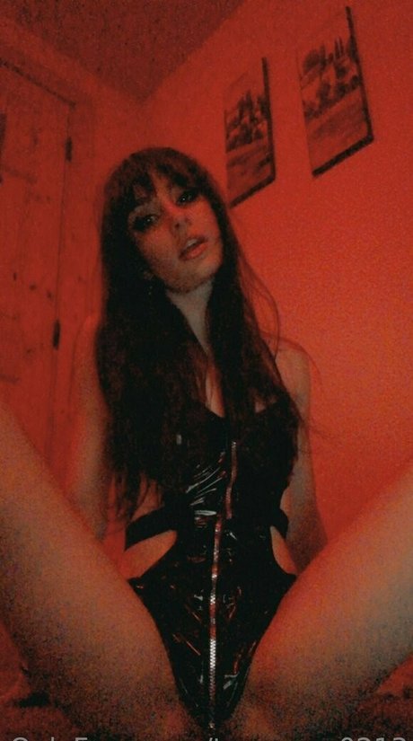 Nacktes geleaktes OnlyFans-Foto von Tararose0213