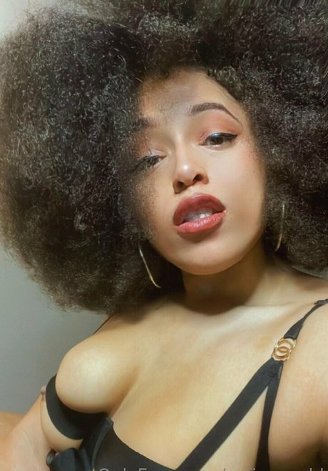 Nacktes geleaktes OnlyFans-Foto von Mo Spice