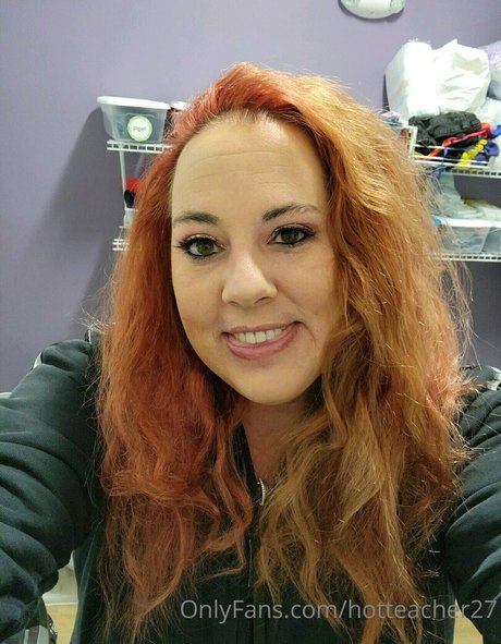 Nacktes geleaktes OnlyFans-Foto von Hotteacher27