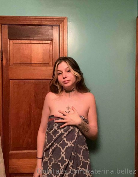 Nacktes geleaktes OnlyFans-Foto von Katerinabellez