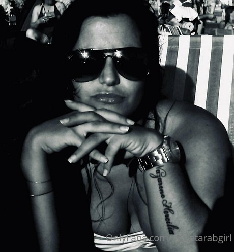 Sweetarabgirl