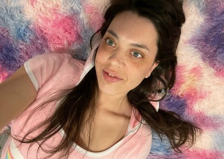 Nacktes geleaktes OnlyFans-Foto von Leahsprettyfeet