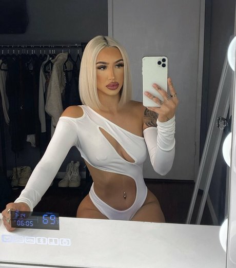 Nacktes geleaktes OnlyFans-Foto von Gxddessbby