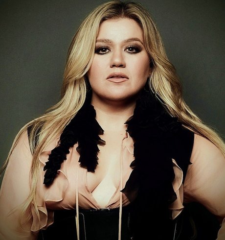 Nacktes geleaktes OnlyFans-Foto von Kelly Clarkson