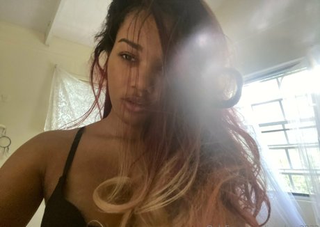 Nacktes geleaktes OnlyFans-Foto von Junebug3333