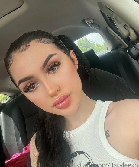 Nacktes geleaktes OnlyFans-Foto von Itsazaleaxo