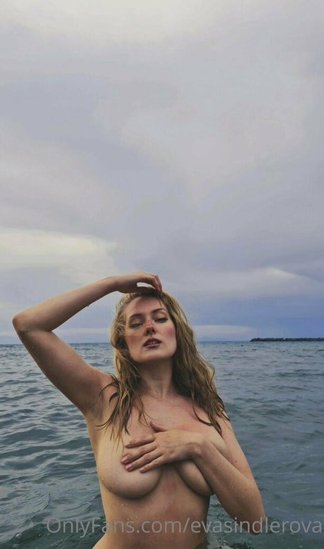 Nacktes geleaktes OnlyFans-Foto von Evasindlerova