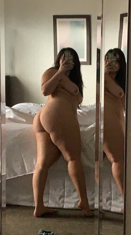 Nacktes geleaktes OnlyFans-Foto von Sara Hart