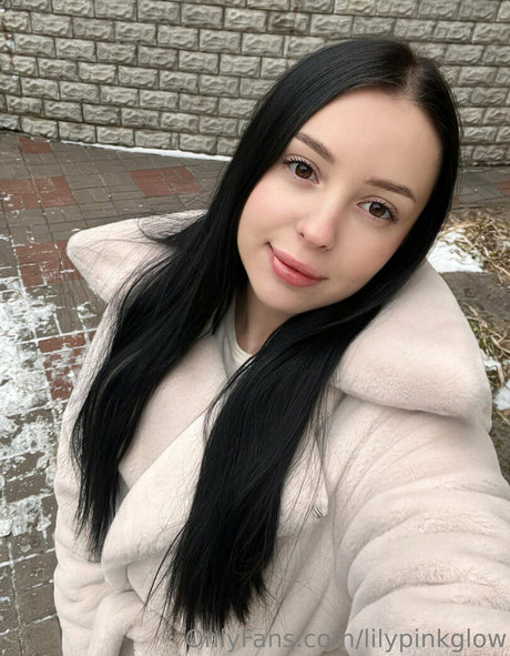 Nacktes geleaktes OnlyFans-Foto von Lilypinkglow