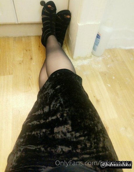 Nacktes geleaktes OnlyFans-Foto von Bdsmishka