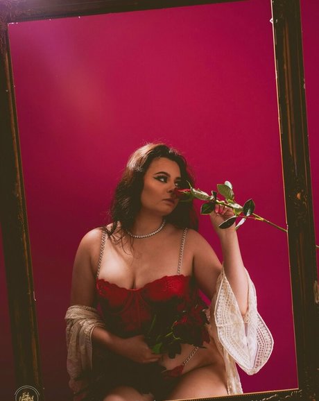 Nacktes geleaktes OnlyFans-Foto von Alibaby