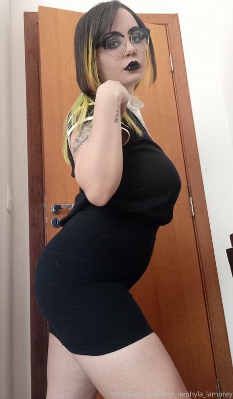 Nacktes geleaktes OnlyFans-Foto von Freecybernyxie