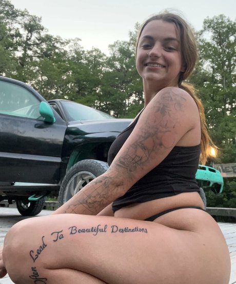 Nacktes geleaktes OnlyFans-Foto von Backwoodsbaddasf