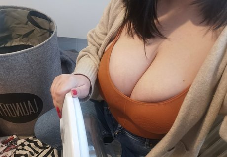 Nacktes geleaktes OnlyFans-Foto von Nextdoorqueen