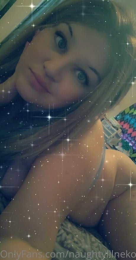 Nacktes geleaktes OnlyFans-Foto von Naughtylilnekofree