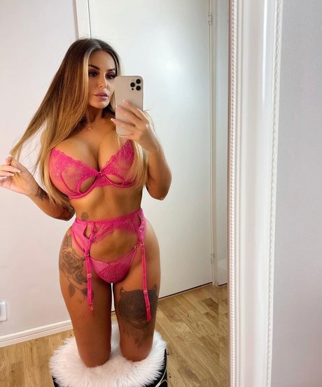Nacktes geleaktes OnlyFans-Foto von Annalisa Herascu