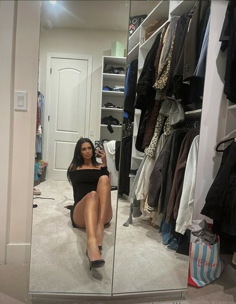 Nacktes geleaktes OnlyFans-Foto von Aprillovegeary