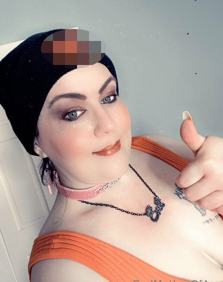 Nacktes geleaktes OnlyFans-Foto von Godmotherofassfree