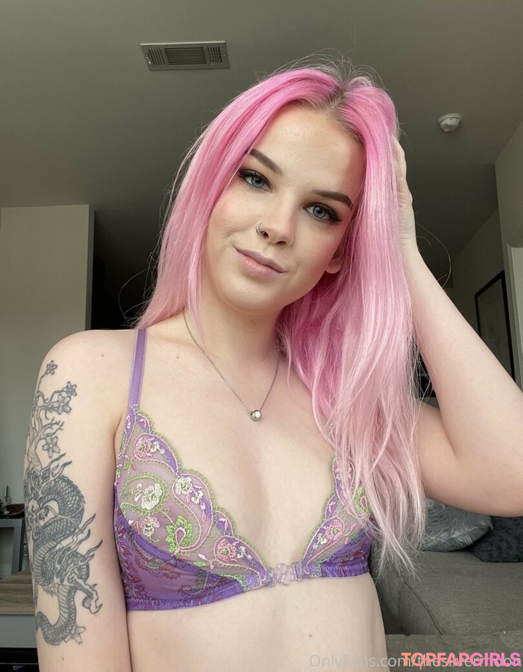 Nacktes geleaktes OnlyFans-Foto von Thesilvermoon #1940