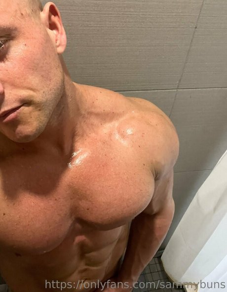 Nacktes geleaktes OnlyFans-Foto von Sammybuns