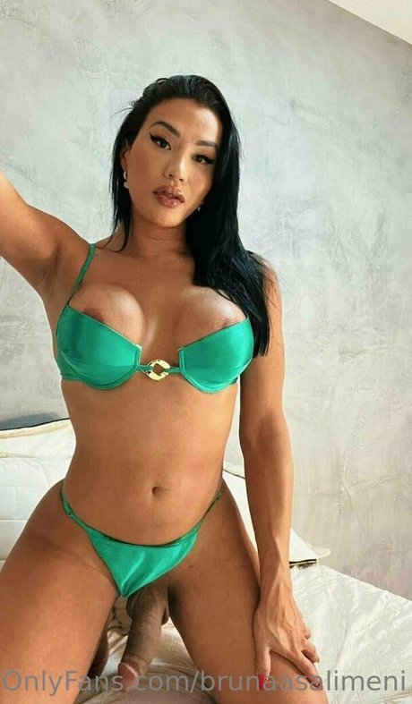Nacktes geleaktes OnlyFans-Foto von Brunaasalimeni