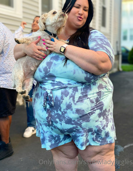 Nacktes geleaktes OnlyFans-Foto von Ssbbwladyjiggles