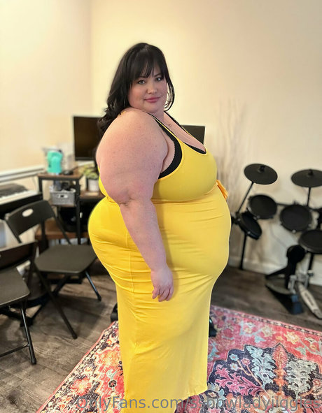 Ssbbwladyjiggles