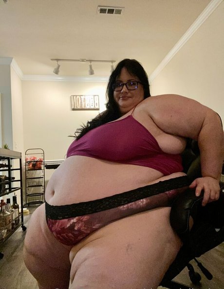 Ssbbwladyjiggles